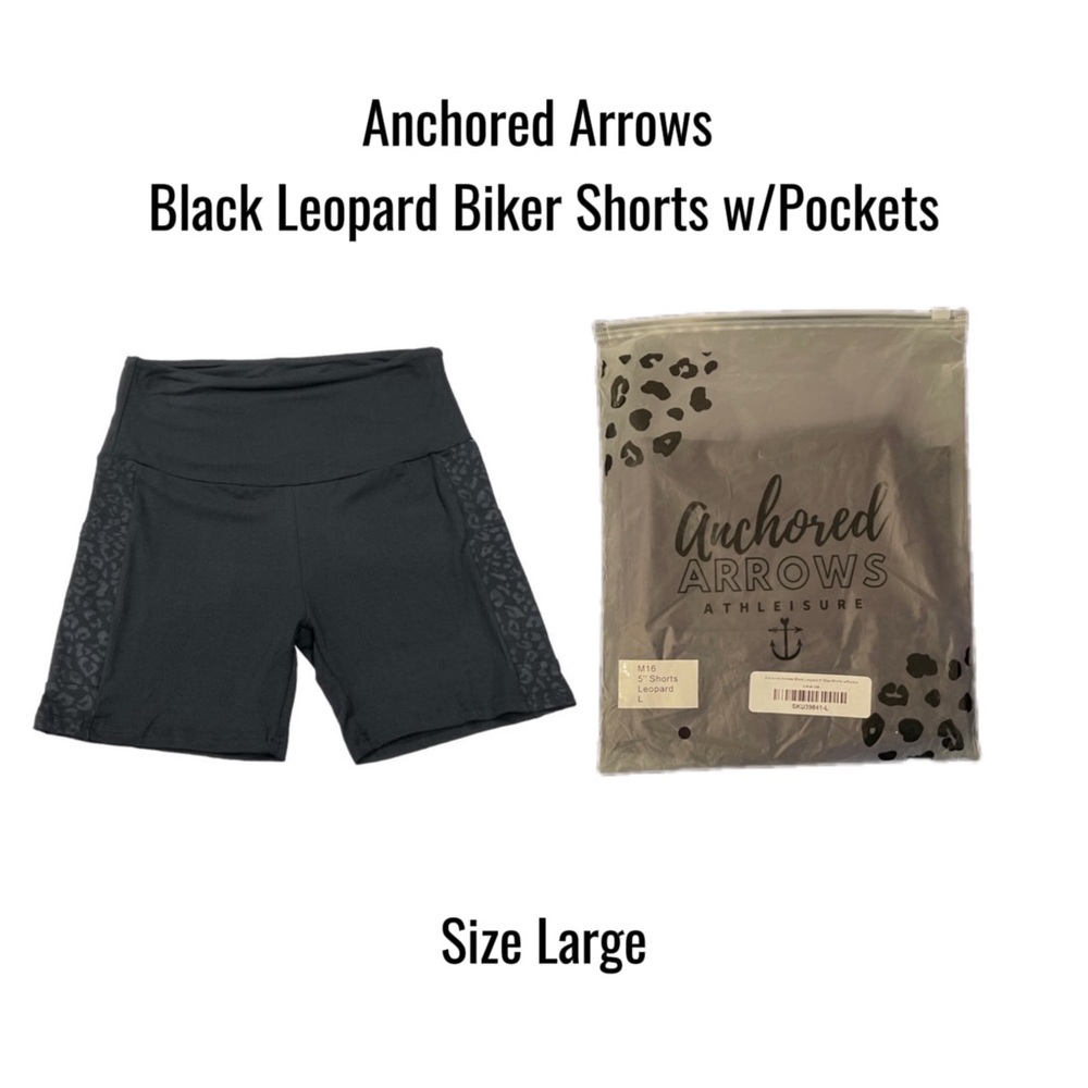 Anchored Arrows Large Black Leopard Biker Shorts w/ Pockets